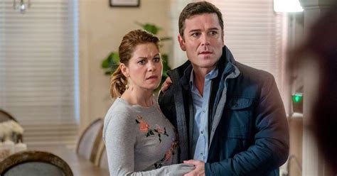 How Does Martin Die in Aurora Teagarden Series? Various Interpretations and Perspectives